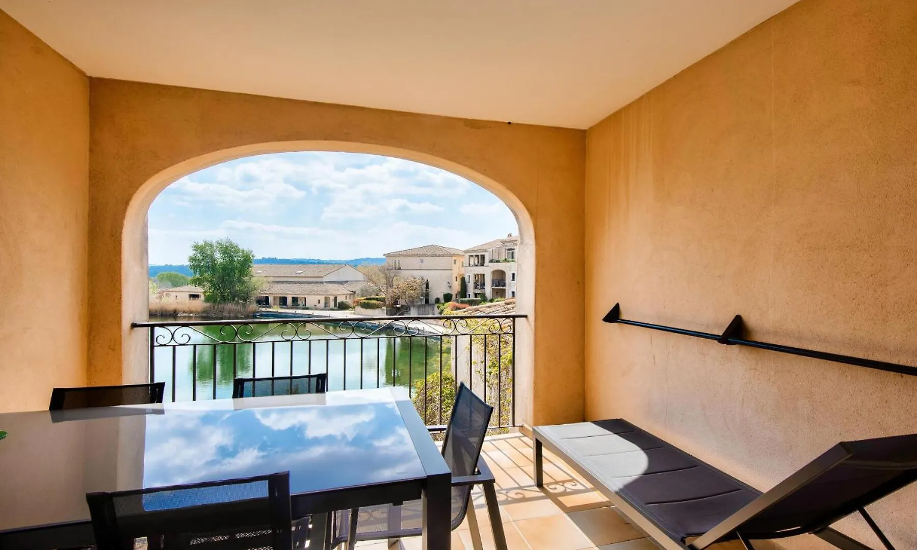 아파트 Village Pont Royal En Provence - Maeva Home - Appartement 2 Pieces 5 Personnes - Selection - Super Home Mae-1242 말러모트